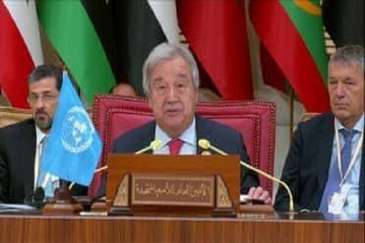 دبیرکل سازمان ملل در نشست سران عرب در بغداد گفت که منطقه و جهان با چالش‌های بزرگی روبه رو هستند و به حوادث غزه، لبنان، یمن، لیبی و سودان اشاره کرد.