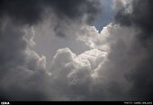 آسمان نیمه ابری همراه با وزش باد برای تهران