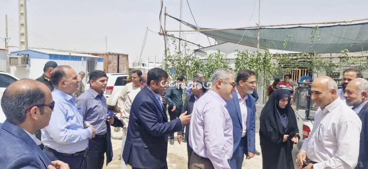 با حضور مسئولان استانی و کشوری مشکلات طرح نهضت ملی مسکن در دشتستان بررسی شد