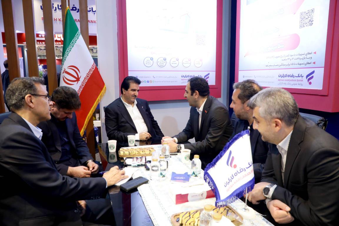 امضای 10 تفاهمنامه همکاری توسط بانک رفاه کارگران در نمایشگاه ایران اکسپو ۲۰۲۵ امضای 10 تفاهمنامه همکاری توسط بانک رفاه کارگران در نمایشگاه ایران اکسپو ۲۰۲۵