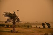 پیش بینی وقوع تندباد و گرد و خاک در خوزستان