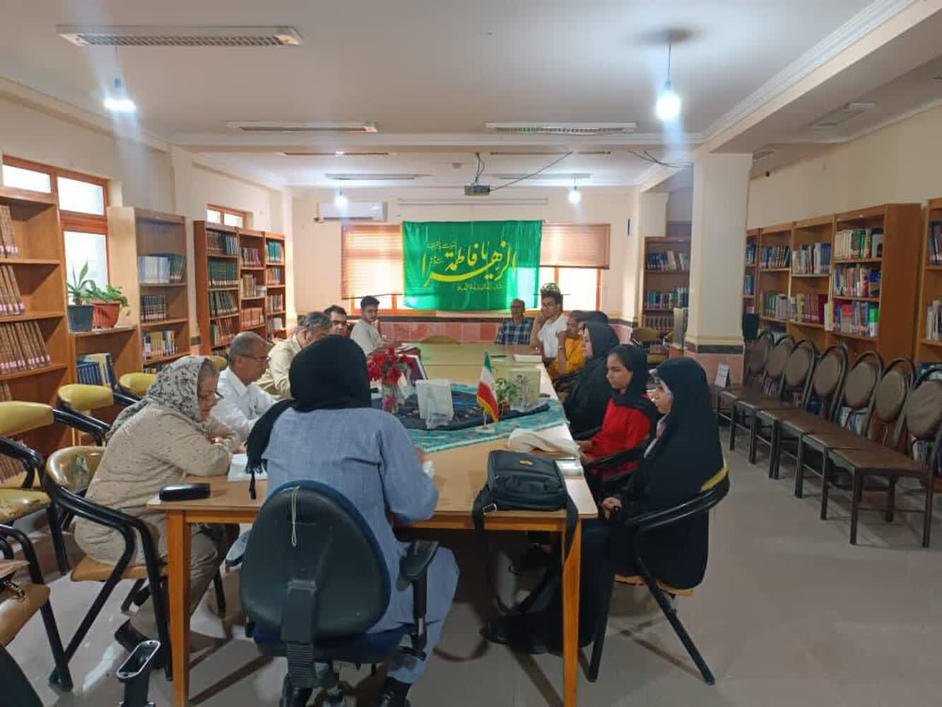 برگزاری محفل انجمن ادبی آستان دوست