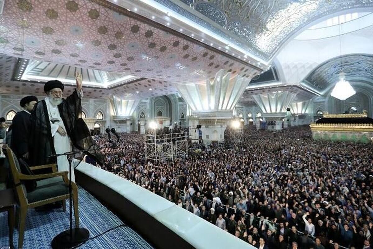 رهبر انقلاب در مراسم بزرگداشت سالگرد امام (ره) شرکت کردند.