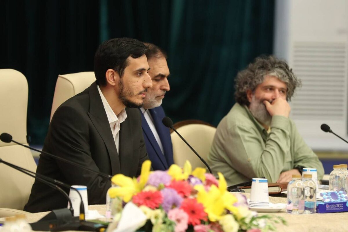 پویش «ایران را کشف کن» به‌روایت شبکه‌ های برون‌ مرزی