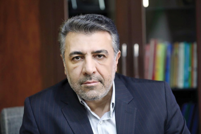 رقص سیاسی با مثلث آشوب