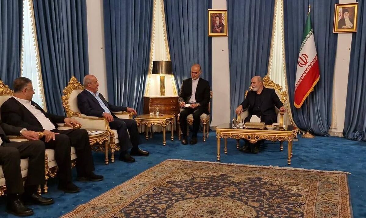 دبیر شورای عالی امنیت ملی کشورمان در دیدار معاون دبیرکل جبهه مردمی آزادی فلسطین گفت: حمایت از مظلومان فلسطینی یک وظیفه انسانی و اسلامی است که همه باید به آن عمل کنند.