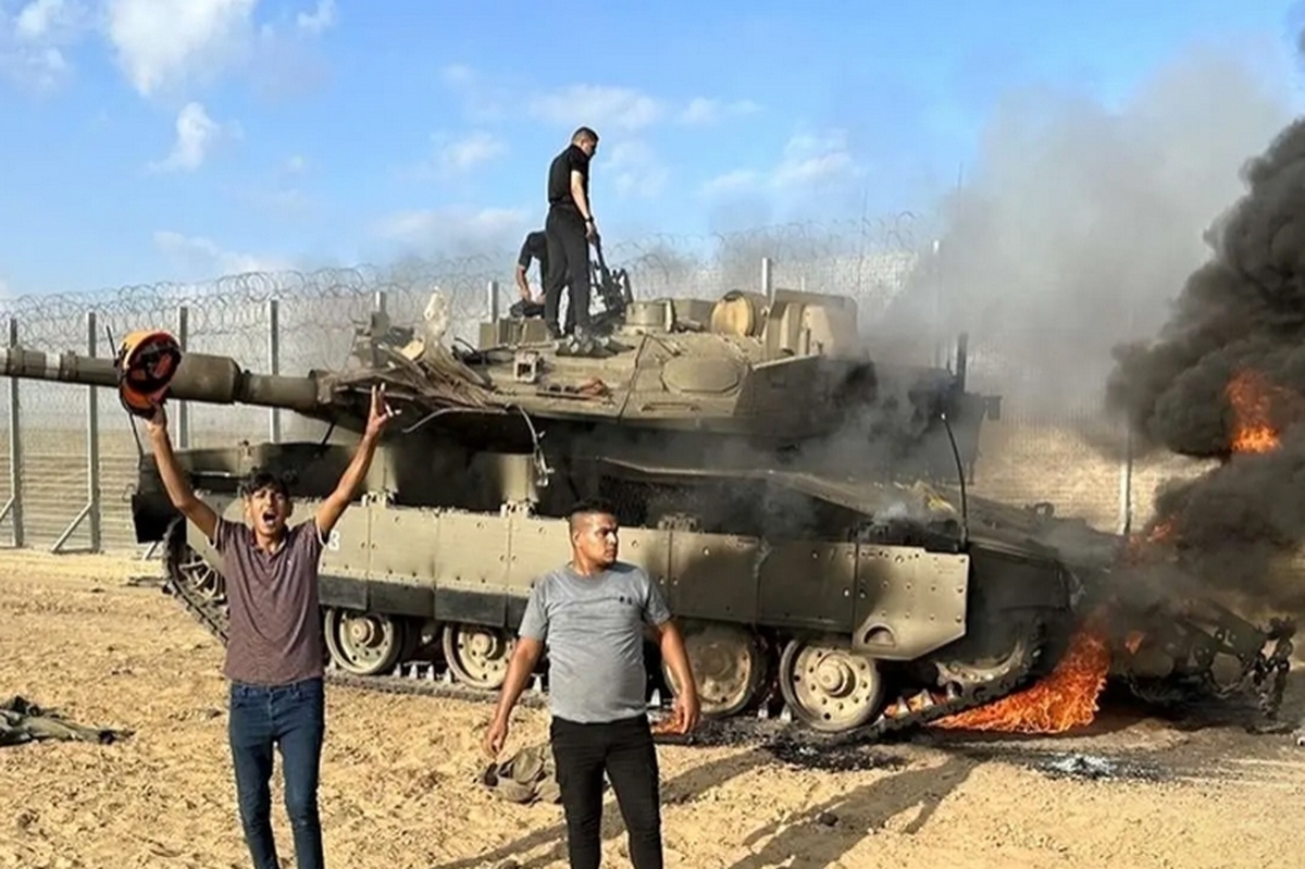 ببینید | انفجار تانک اسرائیلی توسط مبارز فلسطینی