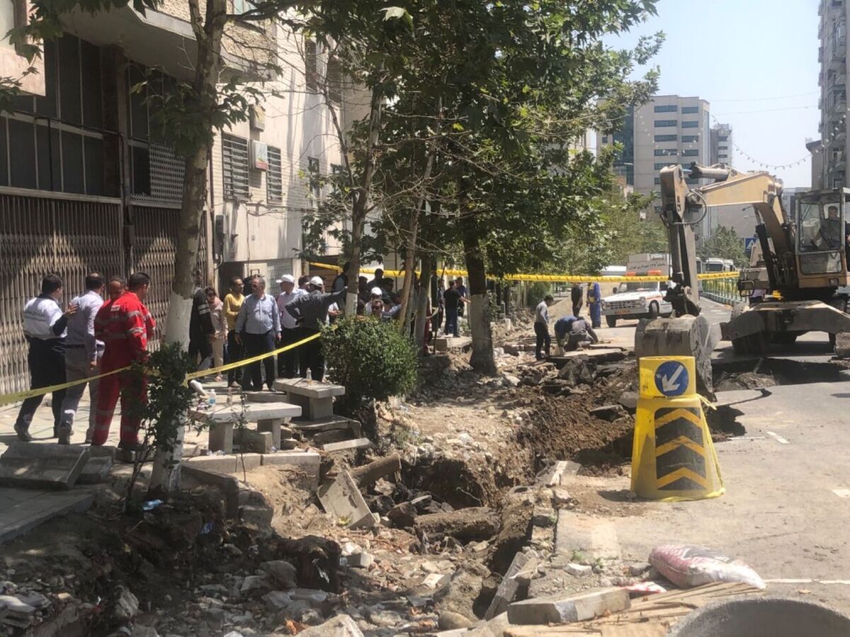 به دنبال جاری شدن آب در میدان قدس پیگیری‌ها نشان می‌دهد خط لوله آسیب دیده درحال ترمیم بوده ضمن اینکه آب قطع نشده است.