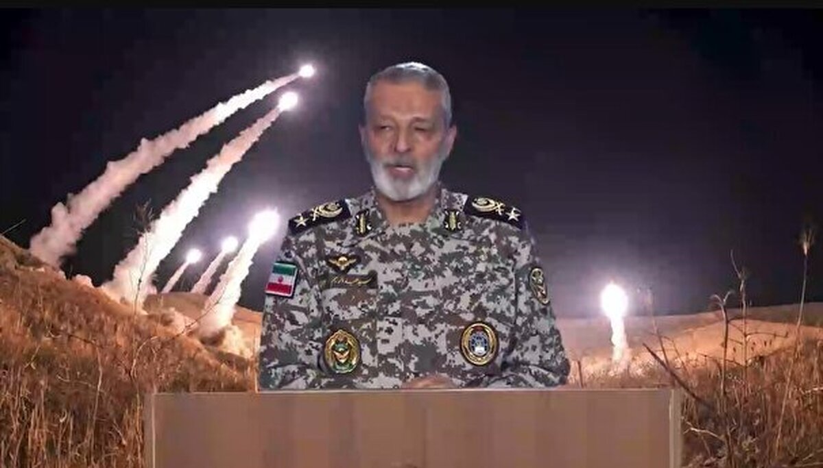 رئیس ستاد کل نیرو‌های مسلح اعلام کرد: عملیات انجام شده تا کنون هشداری برای بازدارندگی بوده است و عملیات تنبیهی به زودی اجرا خواهد شد.
به گزارش خبرگزاری صداوسیما، رئیس ستاد کل نیرو‌های مسلح گفت: عملیات‌ انجام شده تا کنون هشداری برای بازدارندگی بوده است و عملیات تنبیهی به زودی اجرا خواهد شد.