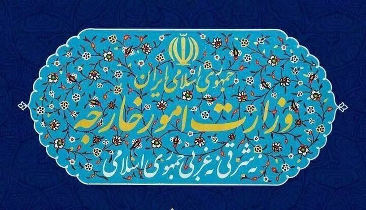 وزارت امور خارجه تاکید کرد: جهان باید مانع دستکاری حقایق توسط تجاوزگر شود! رژیم صهیونیستی نه تنها مرتکب تجاوز نظامی به ایران شده‌، بلکه جنگی را علیه حقیقت و وجدان بشری به راه انداخته است.