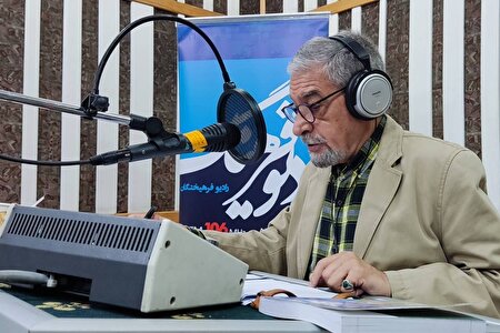 پوزه دشمنان را به خاک میمالیم