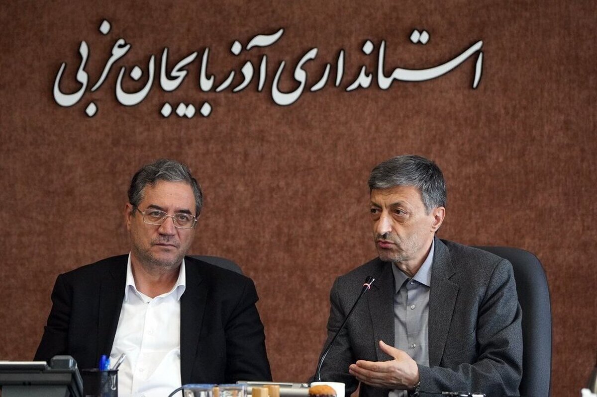 سید پرویز فتاح در سفر به ارومیه در جلسه بررسی امکان سرمایه‌گذاری ستاد اجرایی فرمان امام در طرح‌های محرومیت‌زدایی و توسعه‌ای آذربایجان‌غربی شرکت کرد.