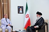 عکس | دیدار نخست وزیر پاکستان با رهبر انقلاب