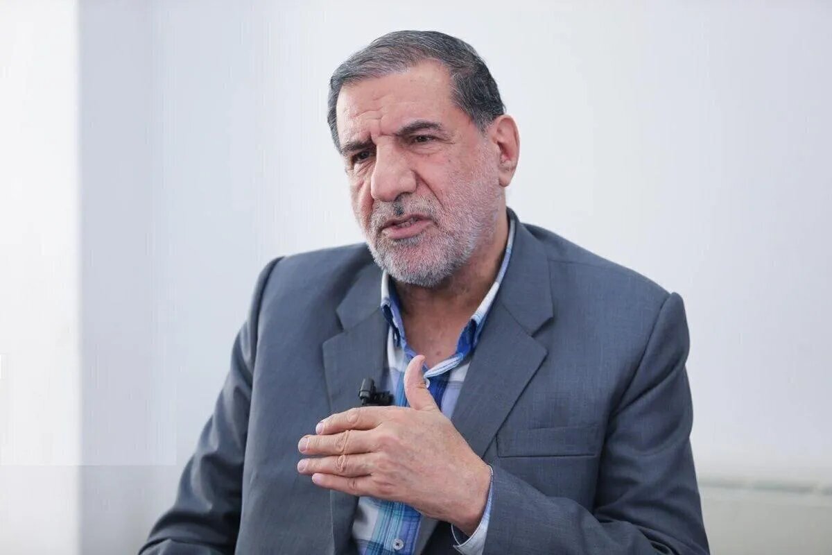 آمریکایی‌ها در آینده خیلی نزدیک نتیجه خبط بزرگی را که بامداد روز گذشته مرتکب شده و اقدام به تعدی به برخی نقاط ایران کردند، خواهند دید.