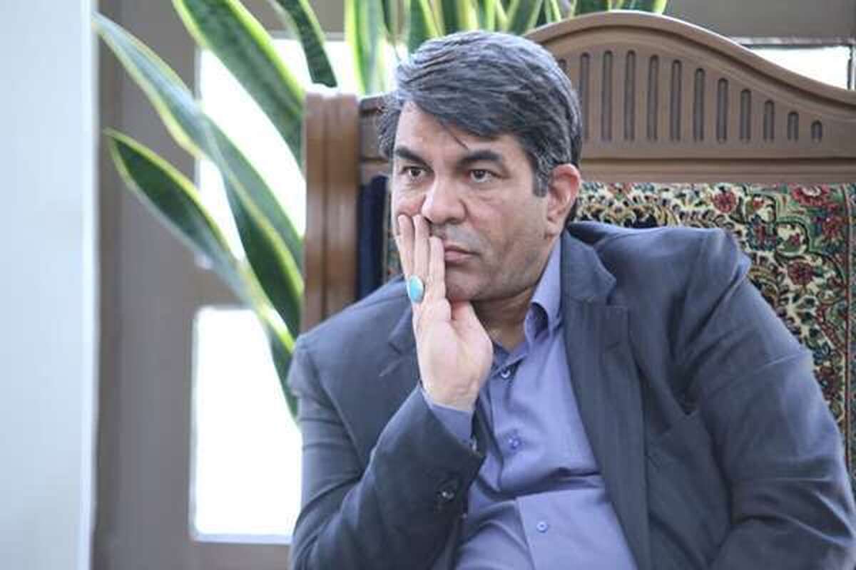 استاندار کرمان گفت: معادنی که فعال نیستند و خرید و فروش آن‌ها به چرخه دلالی وارد شده و هیچ منفعتی برای استان کرمان ندارند خلع ید می شوند.
