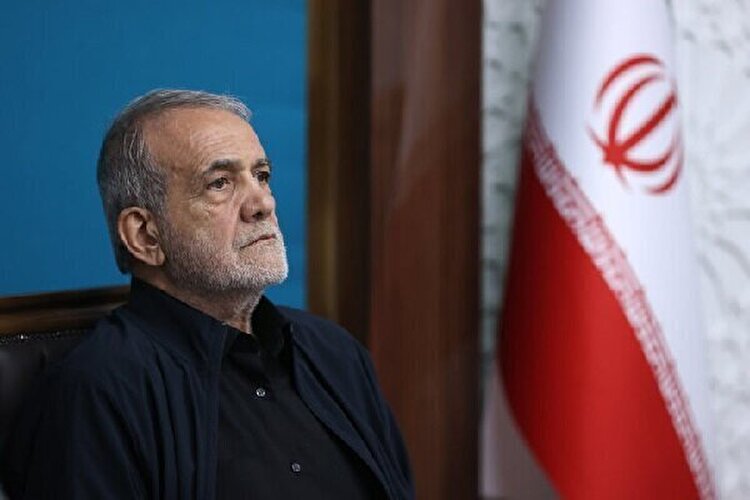 واکنش رئیس‌ جمهور به حضور رهبر انقلاب: ابوالفضل علمدار، خامنه‌ای نگهدار