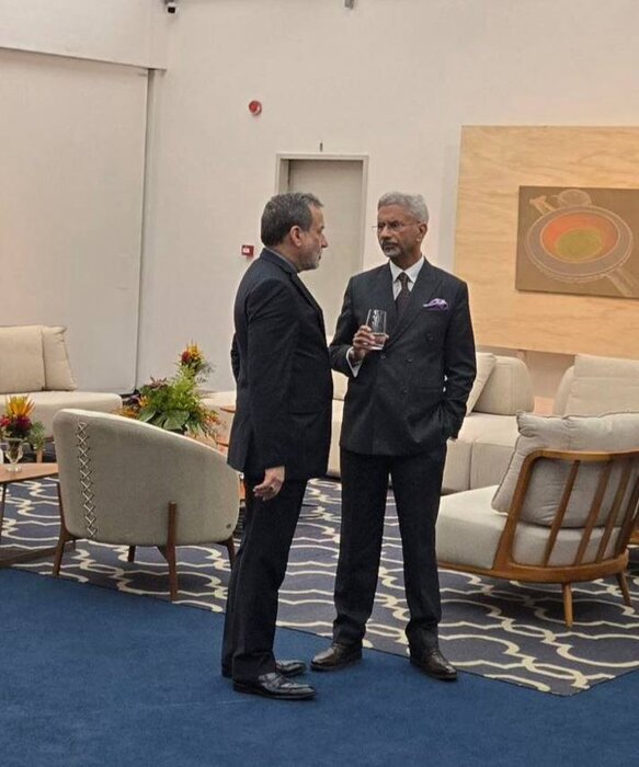 عراقچی با لاوروف دیدار کرد/گفت وگو با وزرای خارجه مصر، چین و هند عراقچی با لاوروف دیدار کرد/گفت وگو با وزرای خارجه مصر، چین و هند