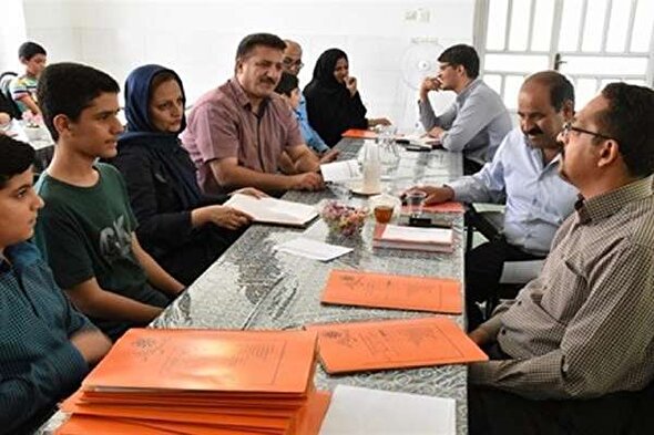 ممنوعیت عدم پذیرش دانش آموزان در میان پایه‌ها به بهانه‌ افت تحصیلی