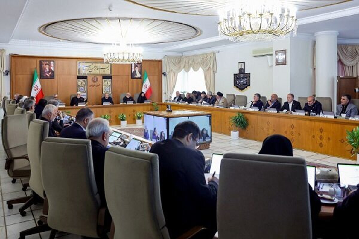وزیر امور خارجه در جلسه امروز هیئت دولت از حضور در اجلاس بریکس، سفر به عربستان و دیدارهایی که در حاشیه اجلاس بریکس با سران کشورهای مختلف داشت، گزارشی ارائه کرد.