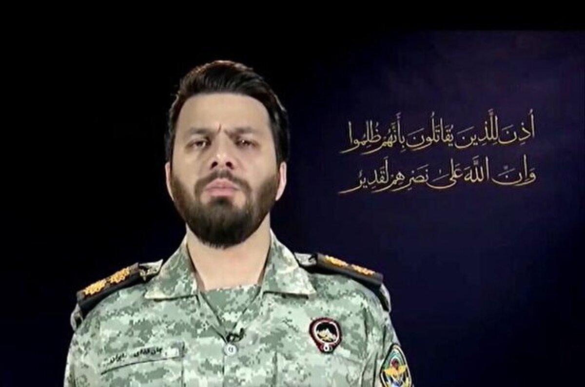 سخنگوی قرارگاه مرکزی خاتم الانبیا گفت : آمریکای جنایت‌کار به‌صورت مستقیم وارد جنگ با ایران شد و رزمندگان اسلام در پاسخ به این جنایت، با عملیات‌هایی قدرتمند، عواقب پشیمان‌کننده برای آنها رقم خواهند زد.