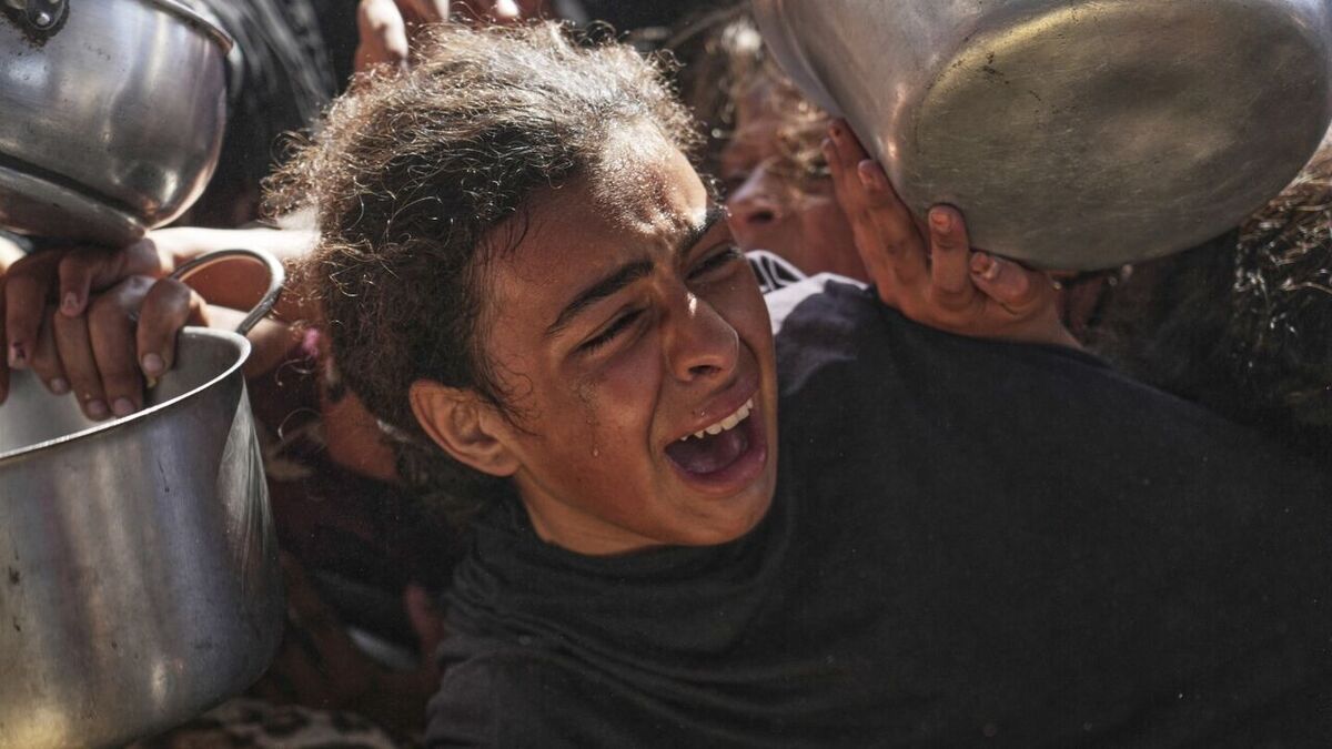 آژانس آنروا با توجه به تداوم تجاوزها در نوار غزه، نسبت به اوضاع وخیم بهداشتی ناشی از نبود آب آشامیدنی و بهداشتی و پیامدهای گرما در این منطقه هشدار داد.