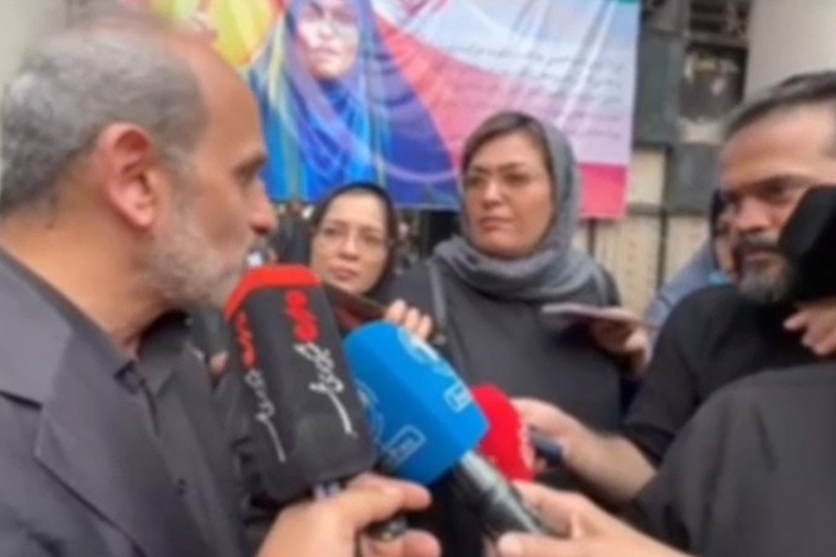 دکتر پیمان جبلی رئیس رسانه ملی در جمع سفرای خارجی در بازدید از ساختمان شیشه‌ای صدا و سیما: کشورهای اروپایی متحد رژیم صهیونیستی از دعوت ما استقبال نکردند.