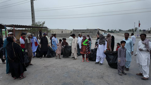 عکس |  حرکت سبز اهالی عورکی برای پاکسازی محیط عکس |  حرکت سبز اهالی عورکی برای پاکسازی محیط