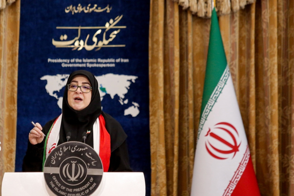 سخنگوی دولت گفت: ما به هیچ عنوان به دنبال جنگ نبوده و نیستیم و این را تاریخ ما نشان می‌دهد اما زیر بار ظلم هم نخواهیم رفت و حتماً تسلیم نیز نخواهیم شد.