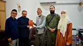سروده استاد دانشگاه مالزی در وصف رهبر معظم انقلاب