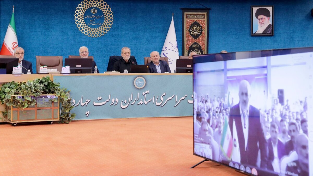 رئیس جمهور واحد گازی ۱۸۳ مگاواتی نیروگاه نکا را افتتاح کرد