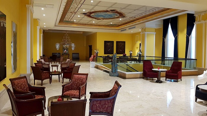 همه چیز درباره امکانات و قیمت هتل اسپیناس پالاس همه چیز درباره امکانات و قیمت هتل اسپیناس پالاس