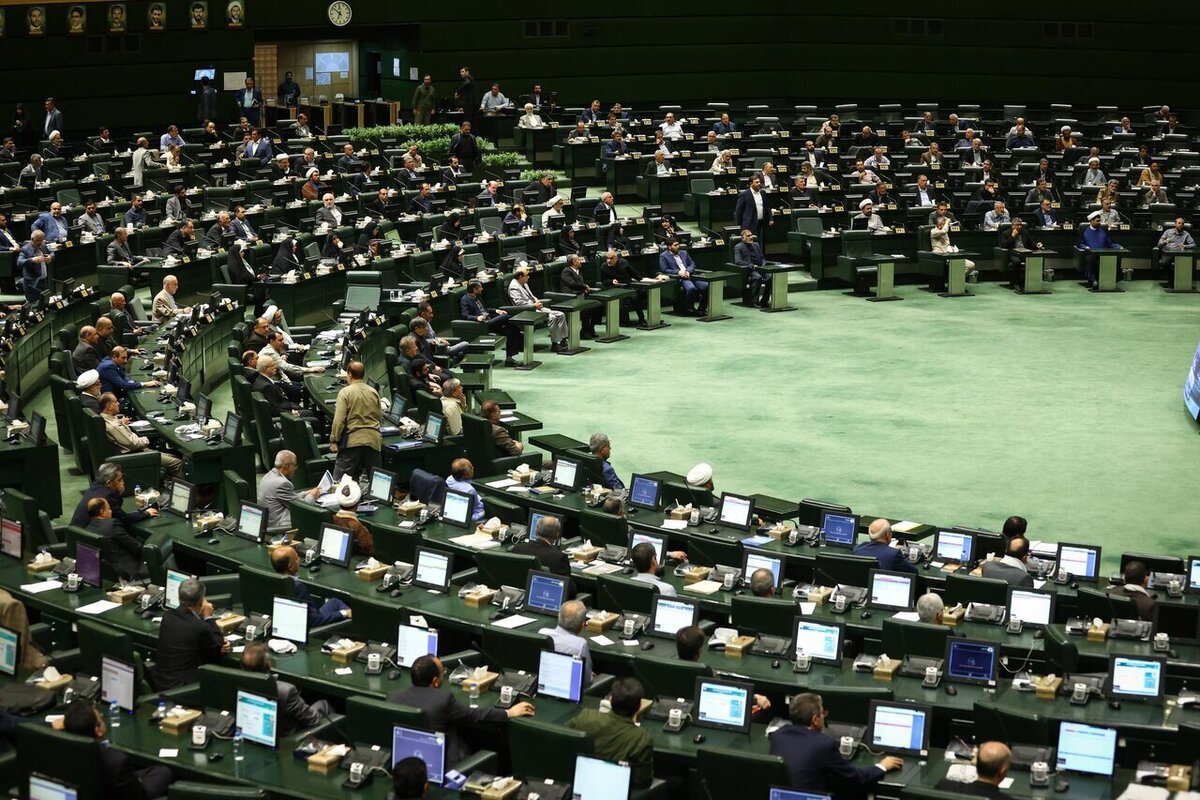 همکاری با آژانس بین المللی انرژی اتمی تعلیق شد