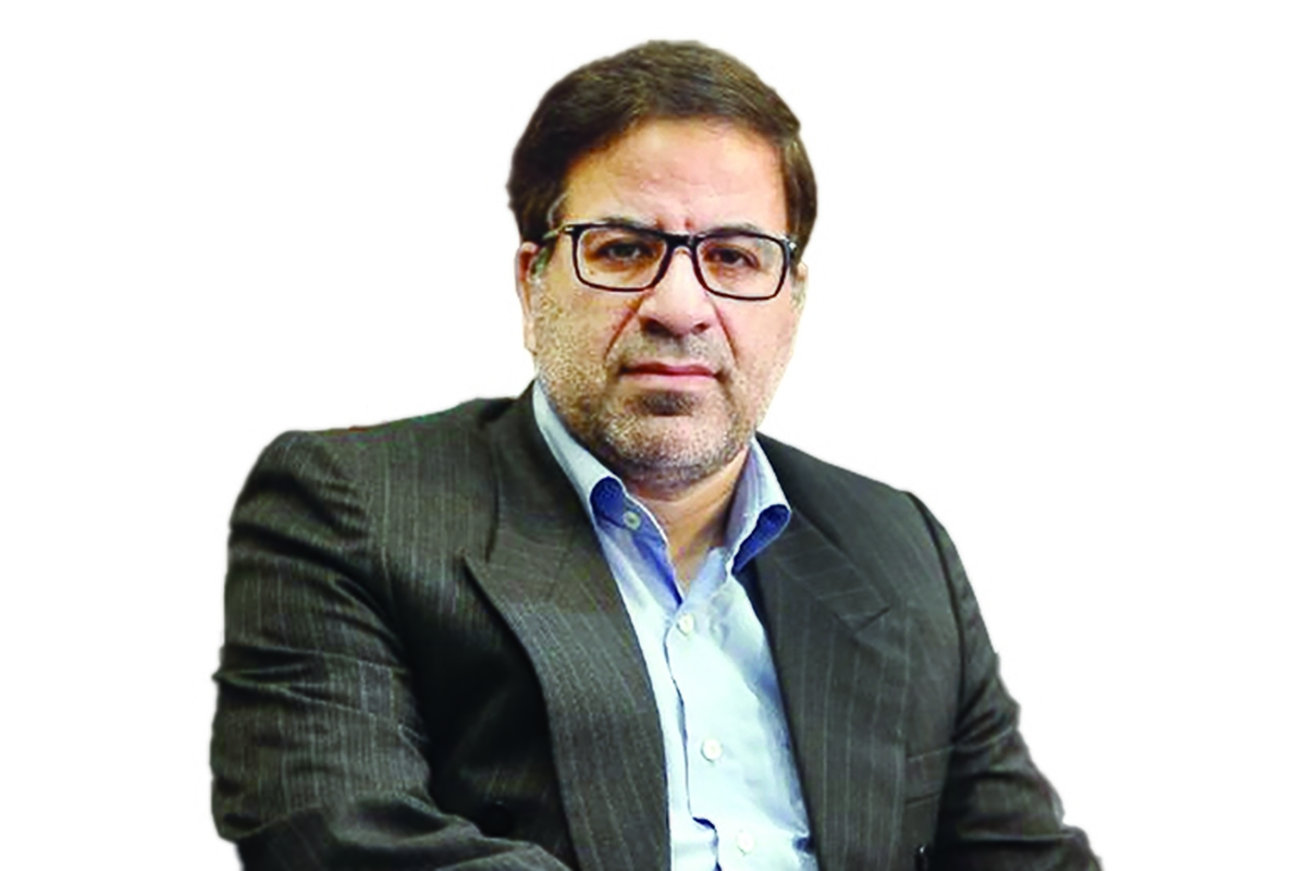 بودن و نبودن ایران از دوره تمدن‌ های کهن باستان تا دوران ورود اعراب به سرزمین ایران و شکل‌گیری تمدن اسلامی با اندیشه «ایرانی مسلمان» مسأله مهم و وجهه همت ایرانیان از یک سو و کینه دشمنان ایران از دیگرسو بوده است‌؛ در زمان‌هایی دشمنان گمان می‌کرده‌اند کار ایران با کشتن و سوزاندن تمام می‌شود، آن‌‌گونه که اسکندر با ایران و مظاهر فرهنگ و تمدن ایرانی کرد‌ اما ایرانیان با پایداری بر ماندن نام «ایران» نشان داده‌اند که ملتی صاحب تمدن هستند که می‌خواهند بمانند و مانده‌اند‌؛ جلوه‌های اراده‌ «ماندن ایران و ایرانی‌ماندن» آن‌چنان صفحات تاریخ را پر کرده است که ایران فراتر از خاک، به حقیقتی در همه عصرها و نسل‌ها تبدیل شده و دامنه نفوذ معنوی آن زیر نام و در گستره‌ «ایران فرهنگی» در جهان آوازه یافته است.