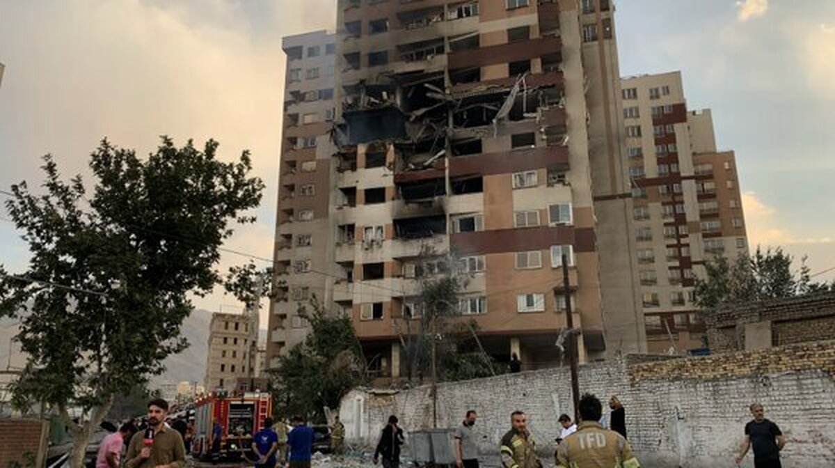 بیانیه تحلیلی  دانشکدگان و گروه های علمی  معاونت علوم انسانی و هنر دانشگاه آزاد اسلامی در خصوص جنگ تحمیلی ۱۲ روزه رژیم صهیونیستی.