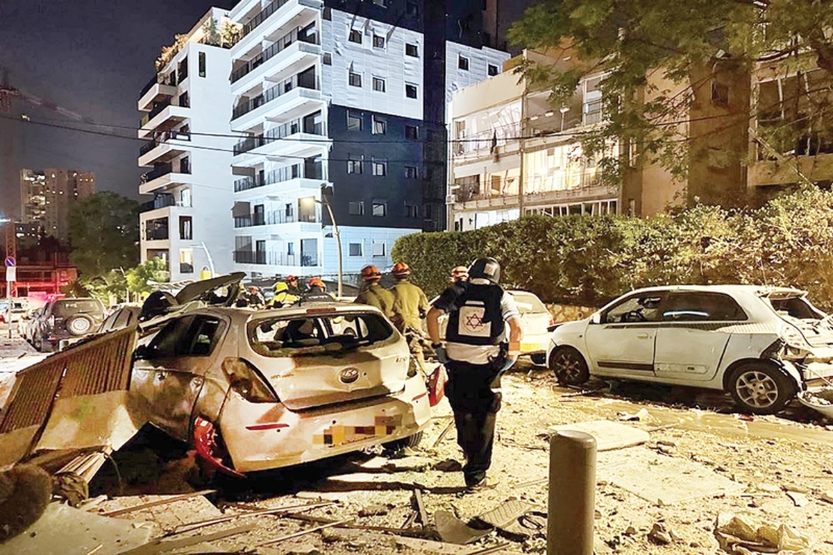۲۳خرداد ماه بود که رژیم‌صهیونیستی باحمله مستقیم به خاک ایران تعدادی از فرماندهان نظامی و مردم عادی را به شهادت رساند. درکمتر از۲۴ساعت ازحمله مستقیم رژیم صهیونیستی به کشورمان، ایران با پاسخی کوبنده به سرزمین‌های اشغالی حمله کرد.