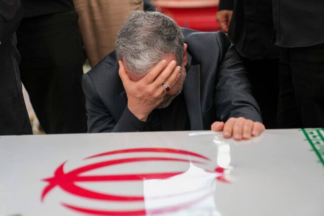 عراقچی: ایران با واژه تسلیم بیگانه است عراقچی: ایران با واژه تسلیم بیگانه است