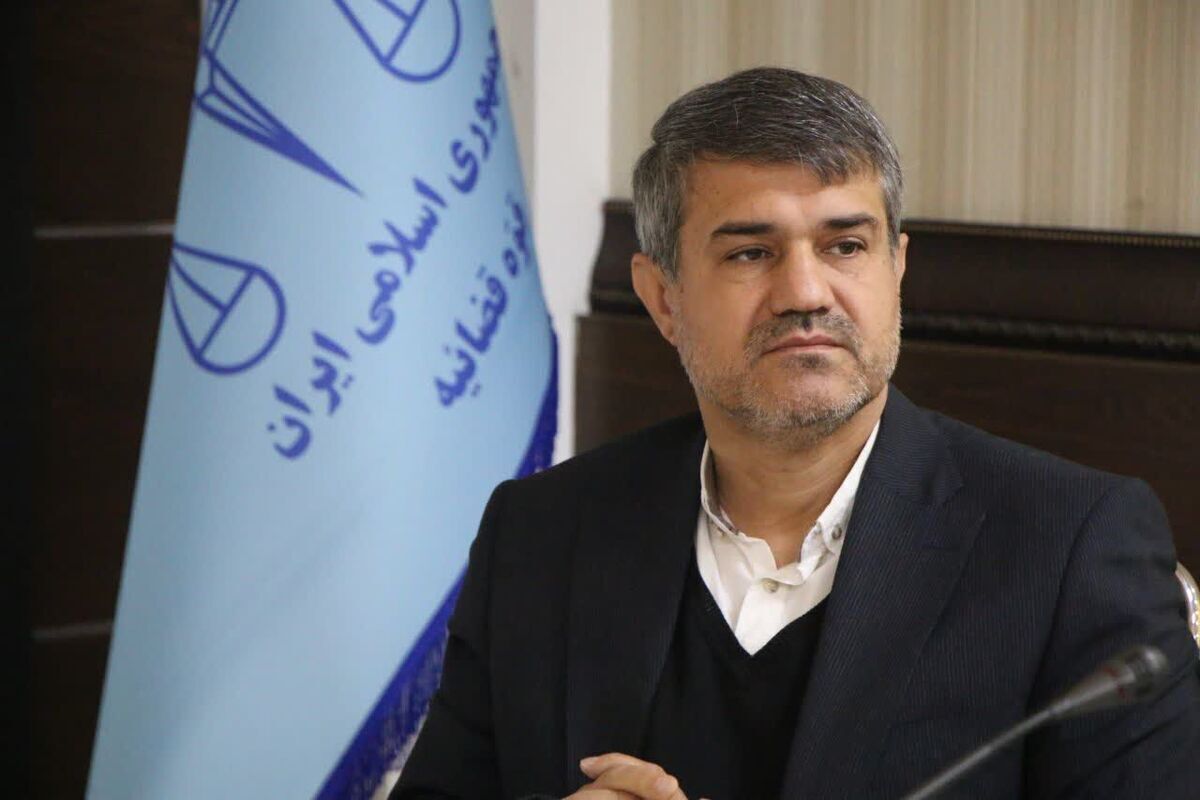 دادستان عمومی و انقلاب مرکز استان کرمان گفت: تسخیر اذهان از راه رسانه‌ها و پلتفرم‌های خارجی، ابزاری بسیار ارزان‌تر اما خطرناک‌تر از جنگ‌های سخت‌افزاری مانند موشک است.