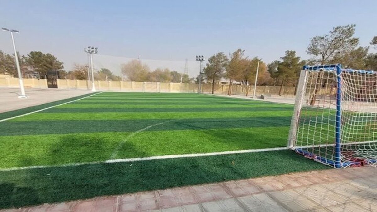مسعود فرح بخش، مدیر آموزش و پرورش بهمئی از اختصاص ۳ زمین چمن جدید به مدارس این شهرستان خبر داد.