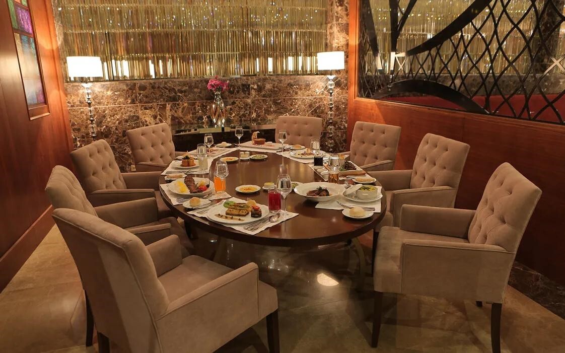 رستوران هتل آنا بهترین هتل 5 ستاره ارومیه