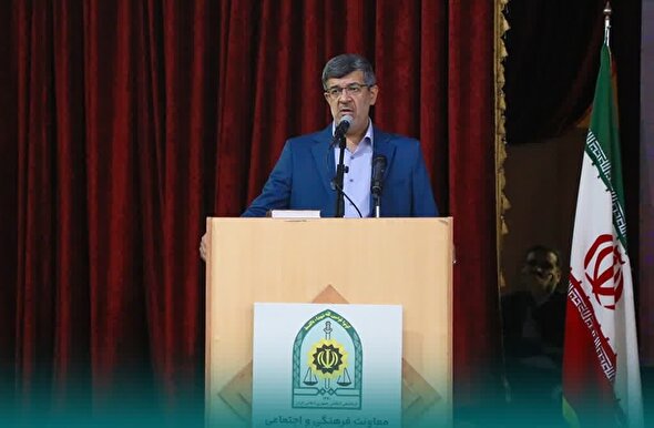 برخورد قاطع با مفسدین از اصلیترین رسالتهای نیروهای انتظامی