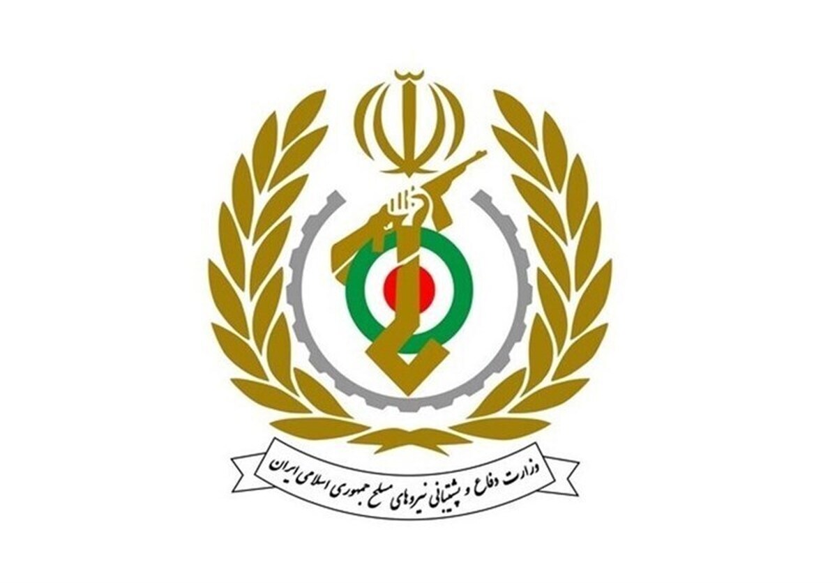 ادامه تقویت بنیه دفاعی کشور بدون لحظه‌ای درنگ