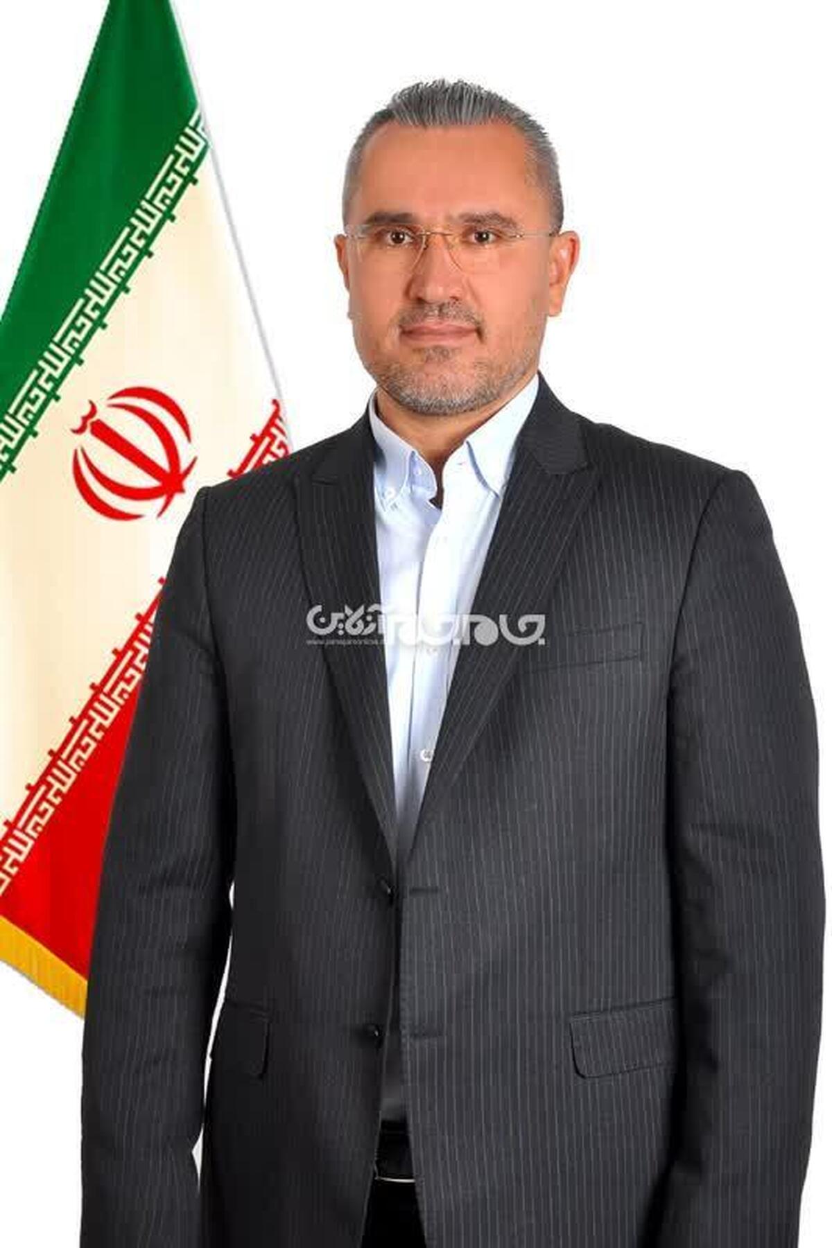 مدیر جدید دفتر برنامه‌ریزی و تلفیق ستاد احیای دریاچه ارومیه منصوب شد