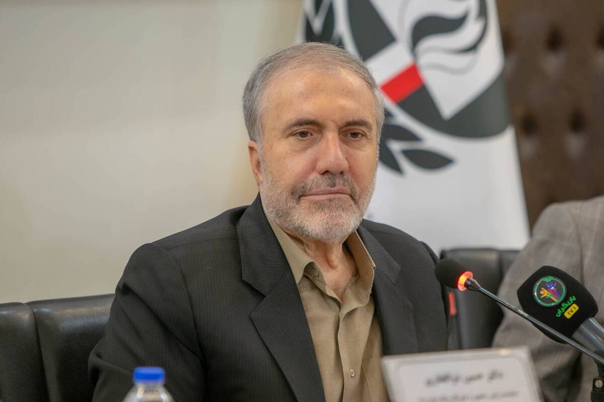 واکنش دکتر ذوالفقاری به برداشت غلط از موضوع کشت شقایق الیفرا
