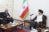 حسینی‌ بوشهری: کلید عبور از مشکلات کشور، اراده جدی دولتمردان است