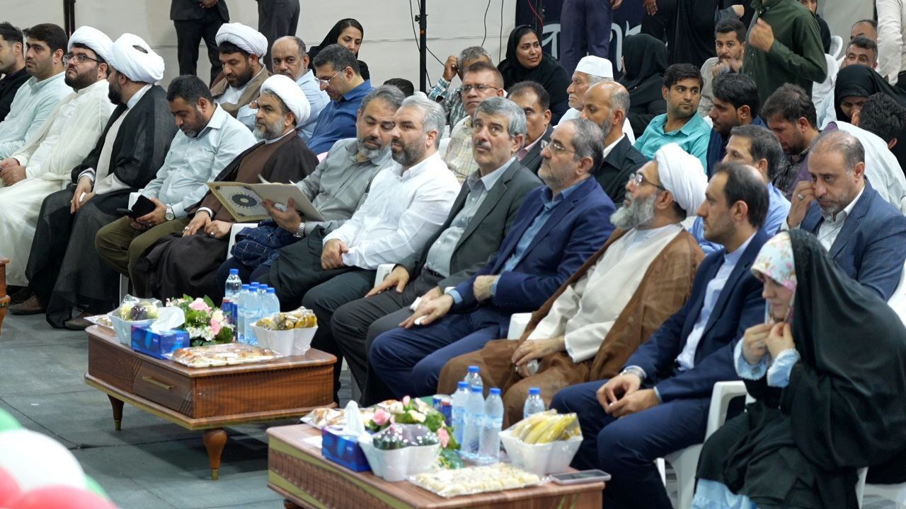 اردوی جهادی سلامت در قشم برگزار شد | جلوهای از وحدت شیعه و سنی در هفته وحدت اردوی جهادی سلامت در قشم برگزار شد | جلوهای از وحدت شیعه و سنی در هفته وحدت