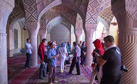 ببینید ا گردشگران خارجی در ایران ول شده‌اند