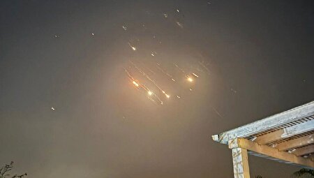 ببینید ا تصاویر ماهواره‌ای از محل اصابت ۹ موشک ایران به پایگاه هوایی «تل نوف»