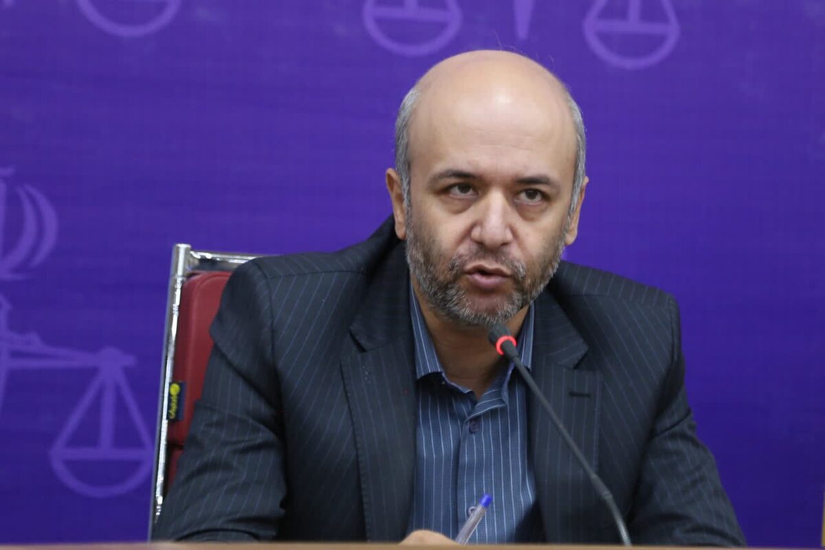دادستان عمومی و انقلاب مرکز استان قزوین گفت: باید قوانین قدیمی مربوط به ورود و اقامت اتباع خارجی در ایران بازنگری و به روز رسانی شود.