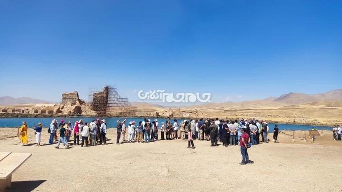 مدیرکل میراث‌فرهنگی، گردشگری و صنایع‌دستی آذربایجان‌غربی گفت: آذربایجان غربی مقصد جدید گردشگری بوده و شاهد رکوردشکنی در ضریب اشغال تخت هتل‌های استان هستیم.