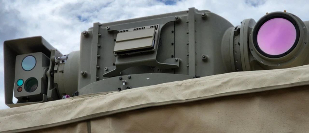 سلاحی لیزری که بدون برق ۲۰۰ پهپاد می‌زند